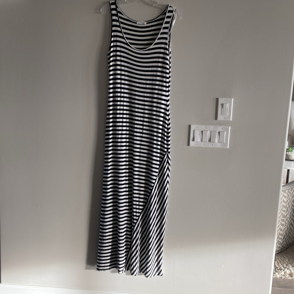 Calvin Klein Black and White stripe Maxi Dress/Cover Up Size 10